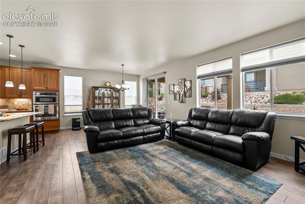 Image 15 of 44: Living Room
