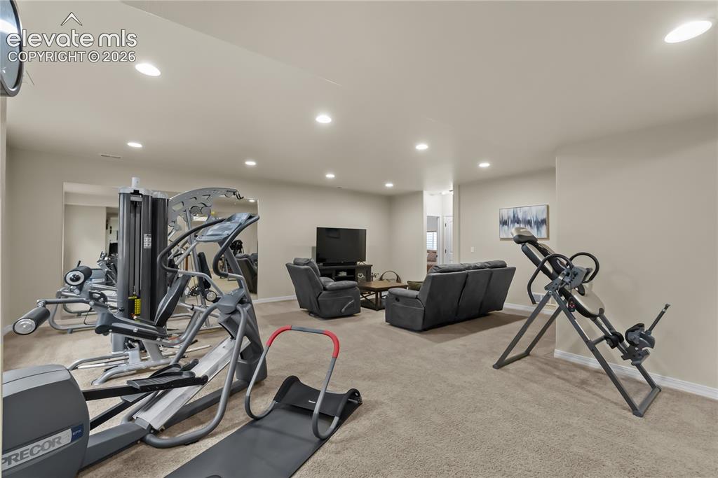 Image 30 of 44: Exercise Room