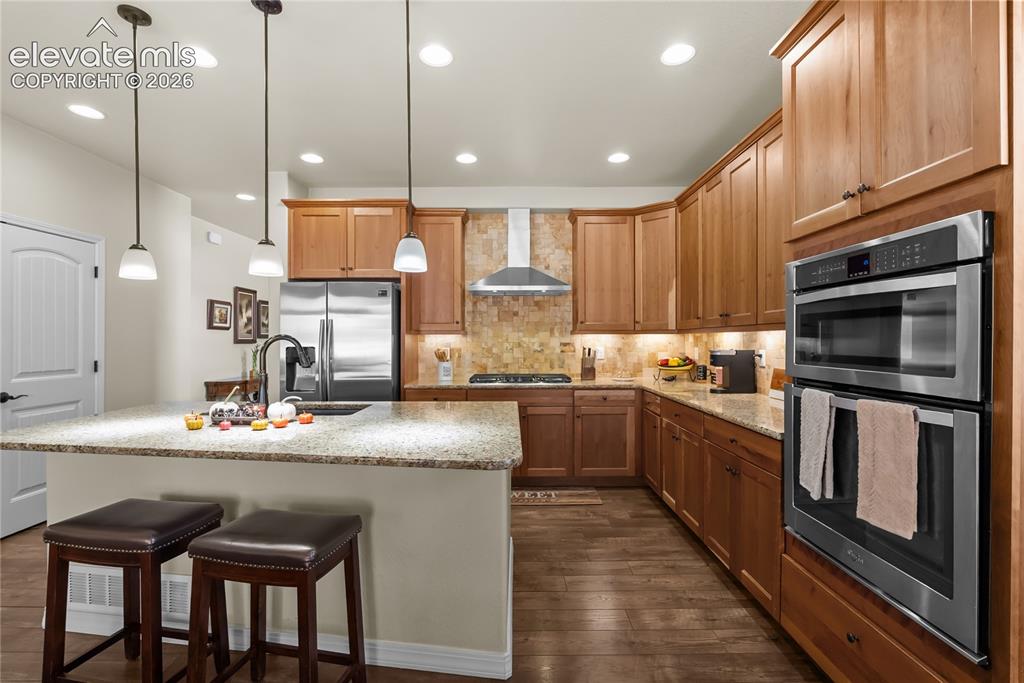 Image 8 of 44: Kitchen