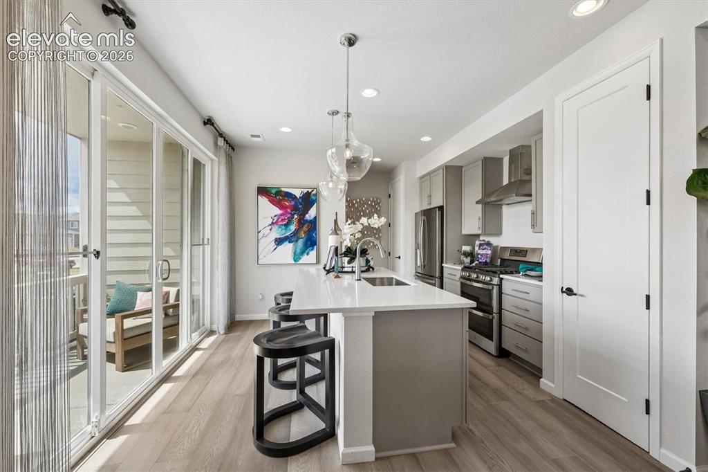 Image 8 of 21: Kitchen