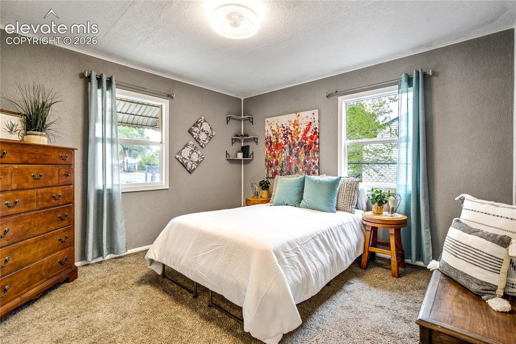 Image 16 of 30: Bedroom