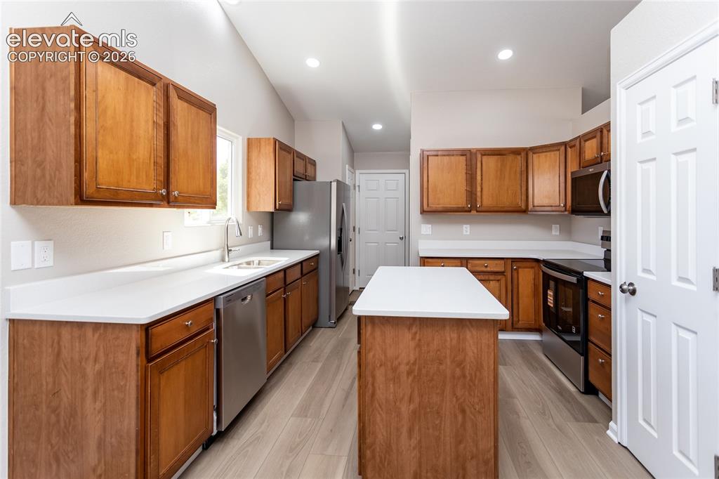 Image 18 of 39: Beautiful almost totally new kitchen!