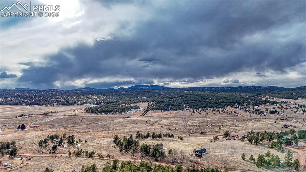 Image 25 of 31: View