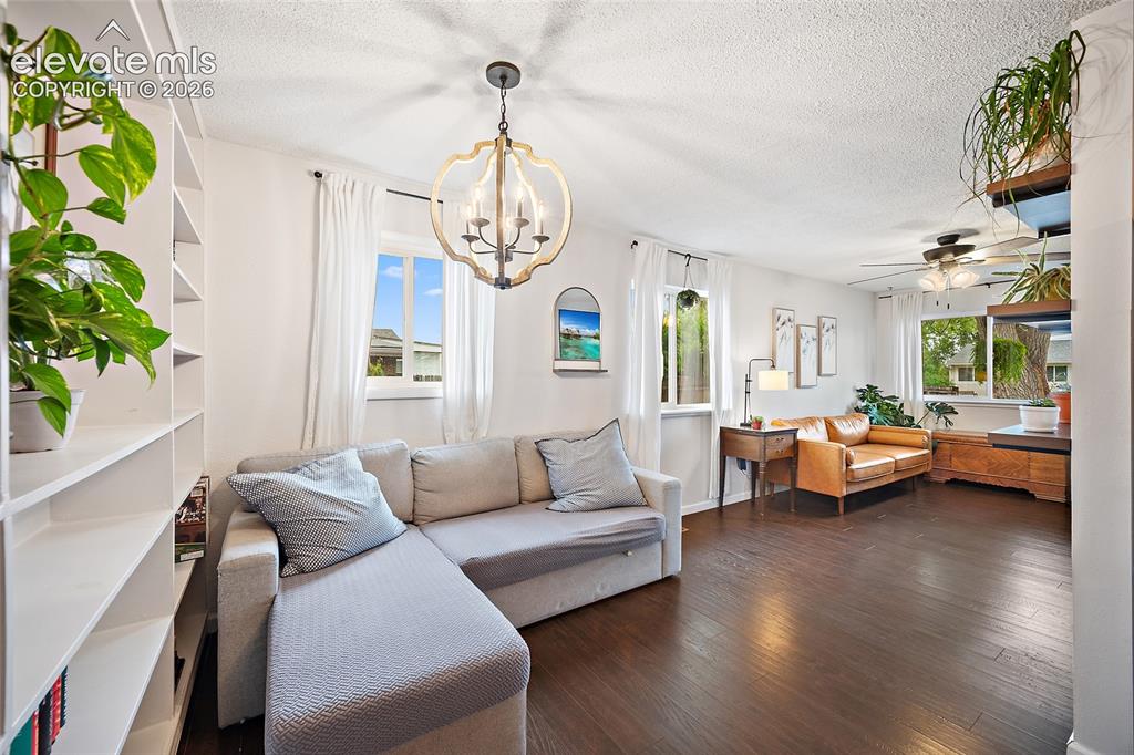 Image 8 of 23: Living Room