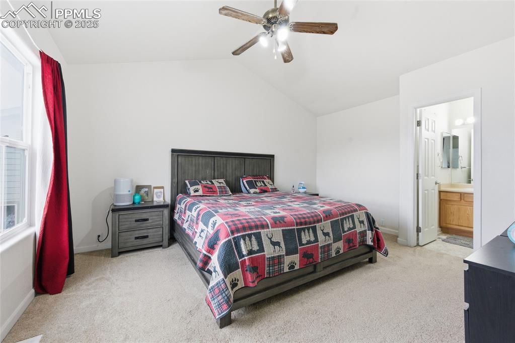 Image 10 of 29: Bedroom