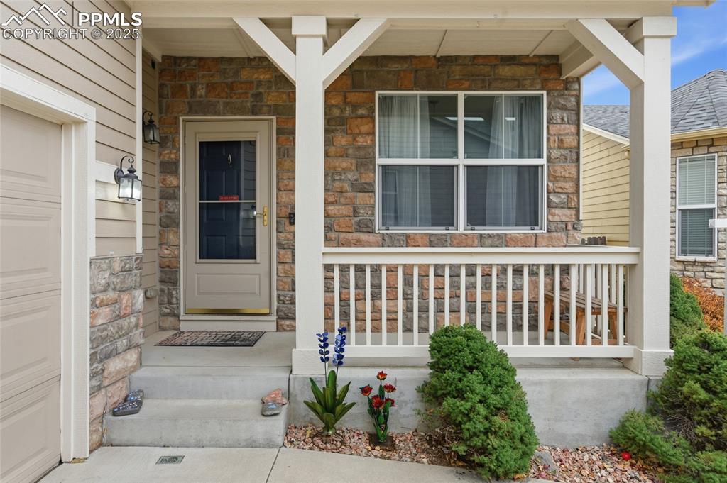 Image 2 of 29: Entry