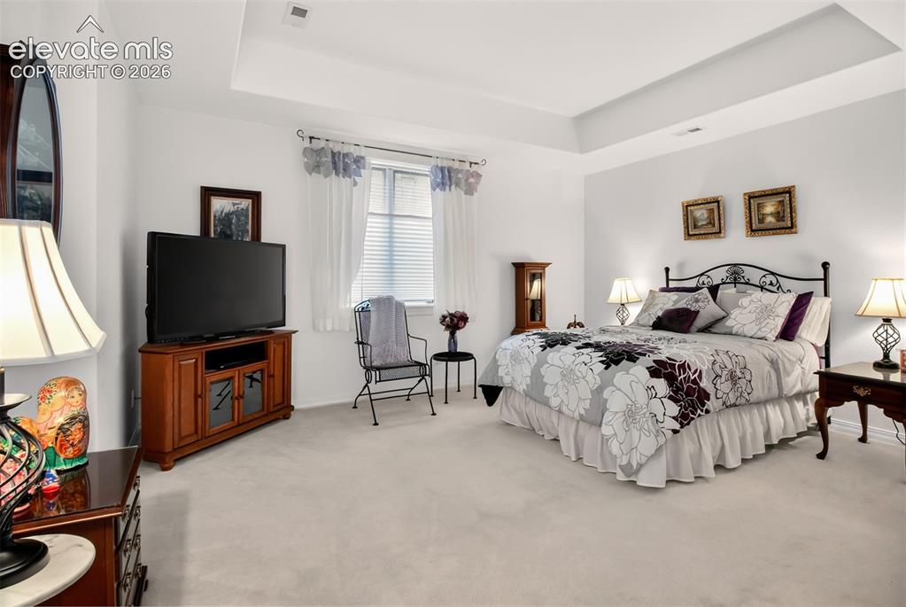 Image 36 of 48: Bedroom