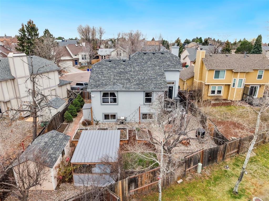 Image 34 of 43: Back of Structure