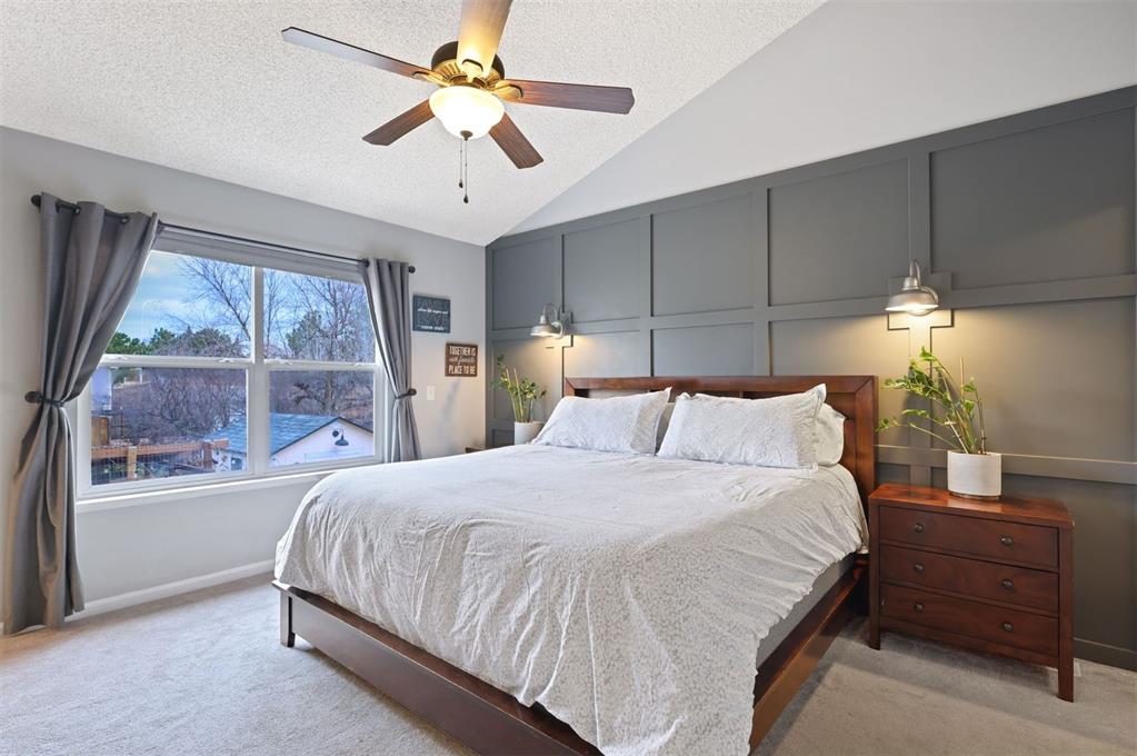 Image 5 of 43: Bedroom