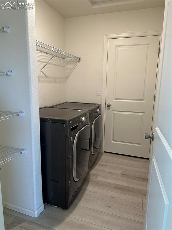 Image 18 of 22: Laundry