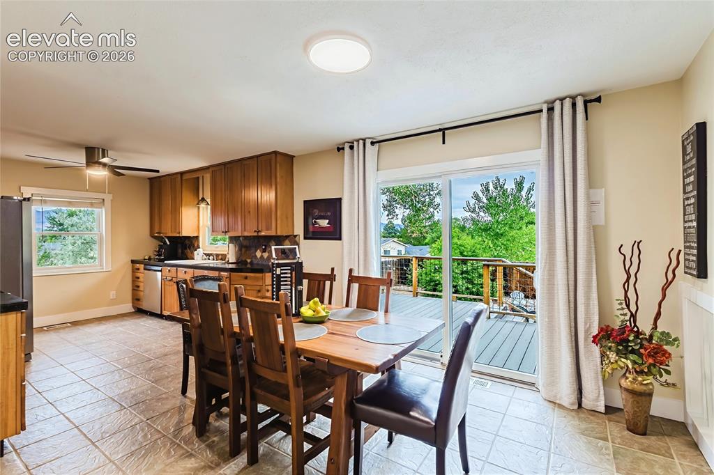 Image 8 of 37: Dining Area