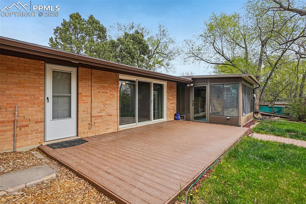 Image 29 of 38: Back of Structure