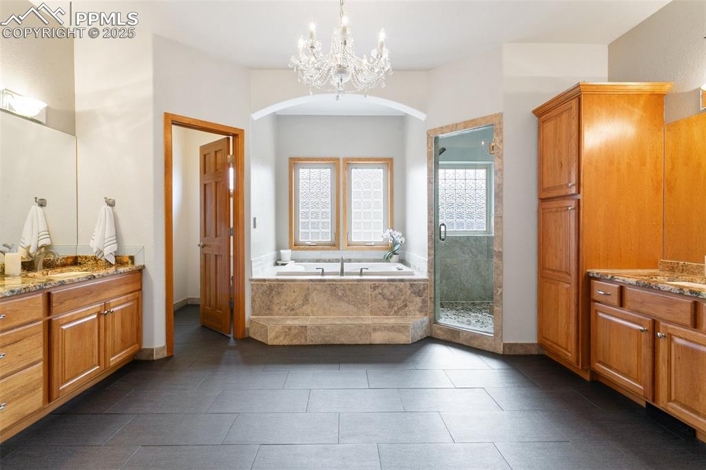 Image 32 of 50: Master Bathroom