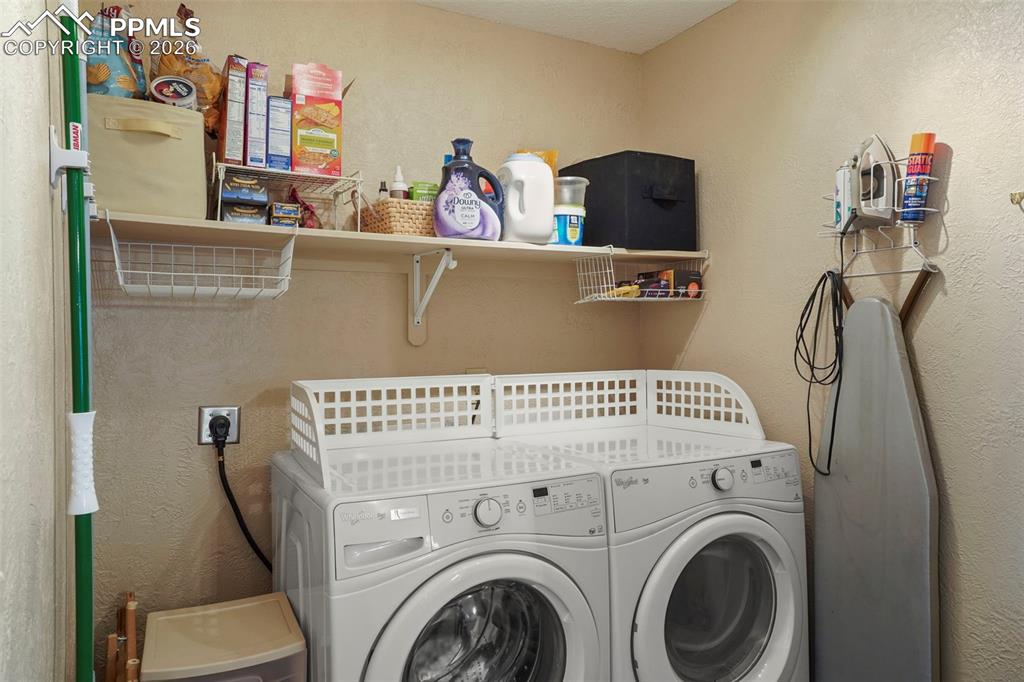 Image 14 of 42: Laundry