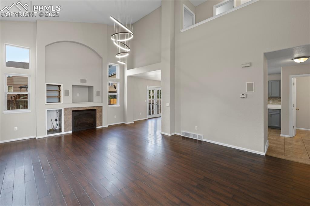 Image 2 of 34: Living Room