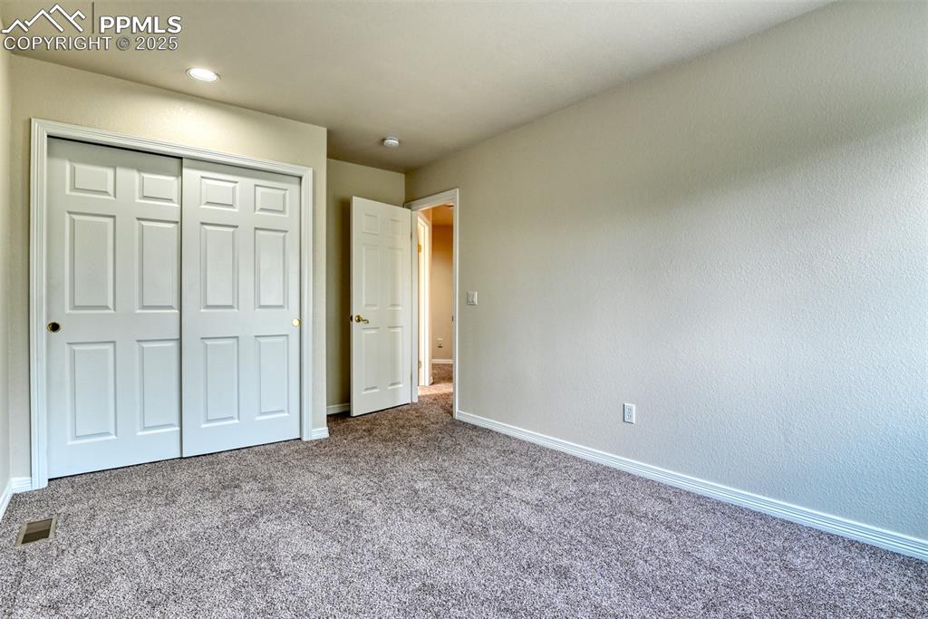 Image 40 of 44: Bedroom