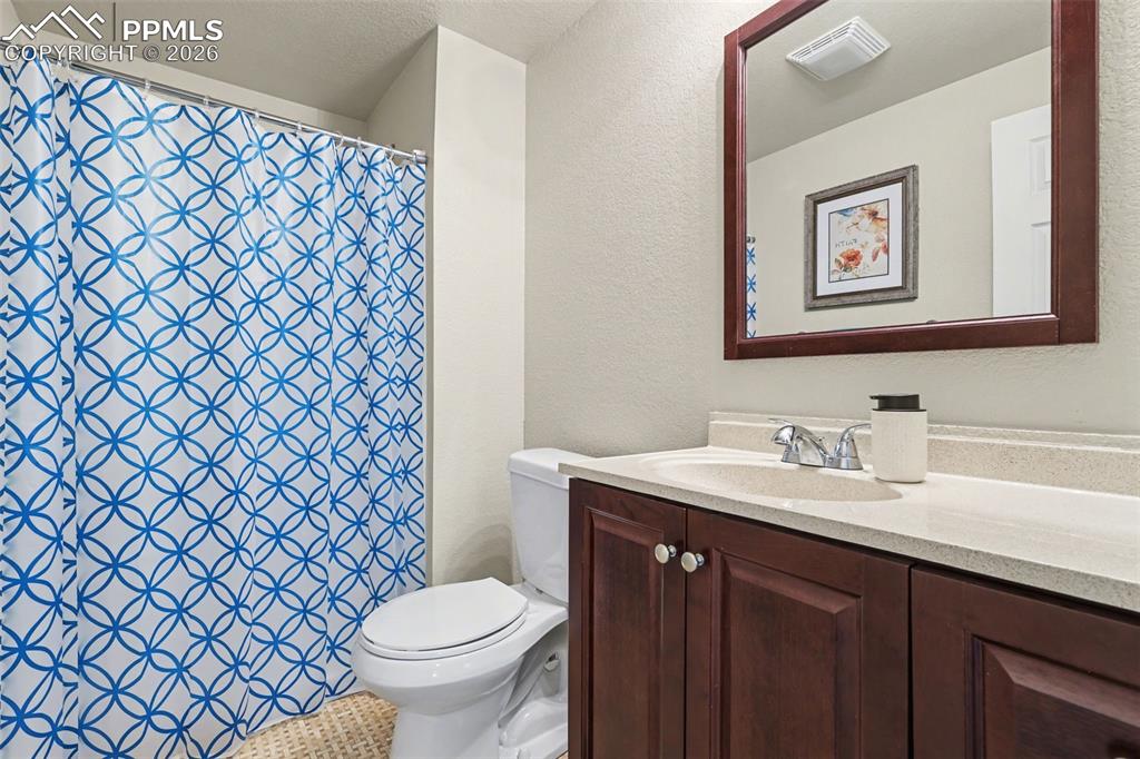 Image 39 of 50: 5th bathroom