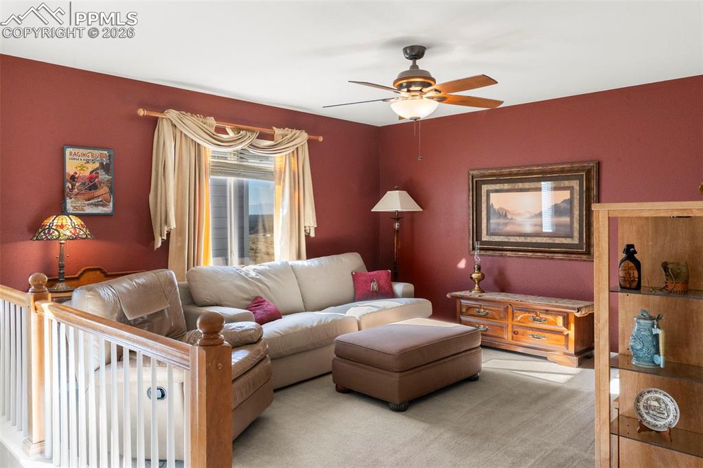 Image 16 of 40: Living Room