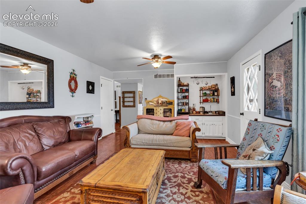 Image 15 of 37: Living Room
