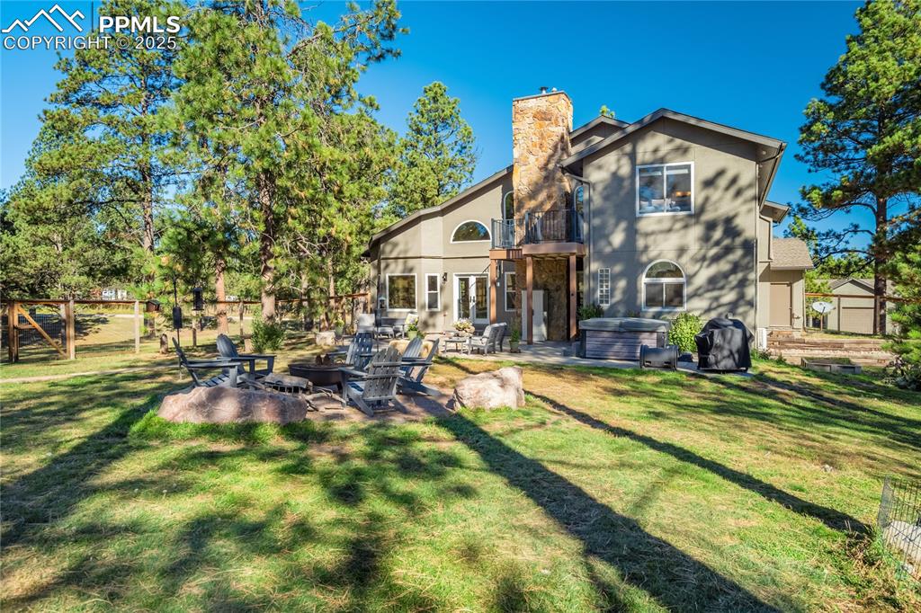 Image 42 of 50: Back of Structure