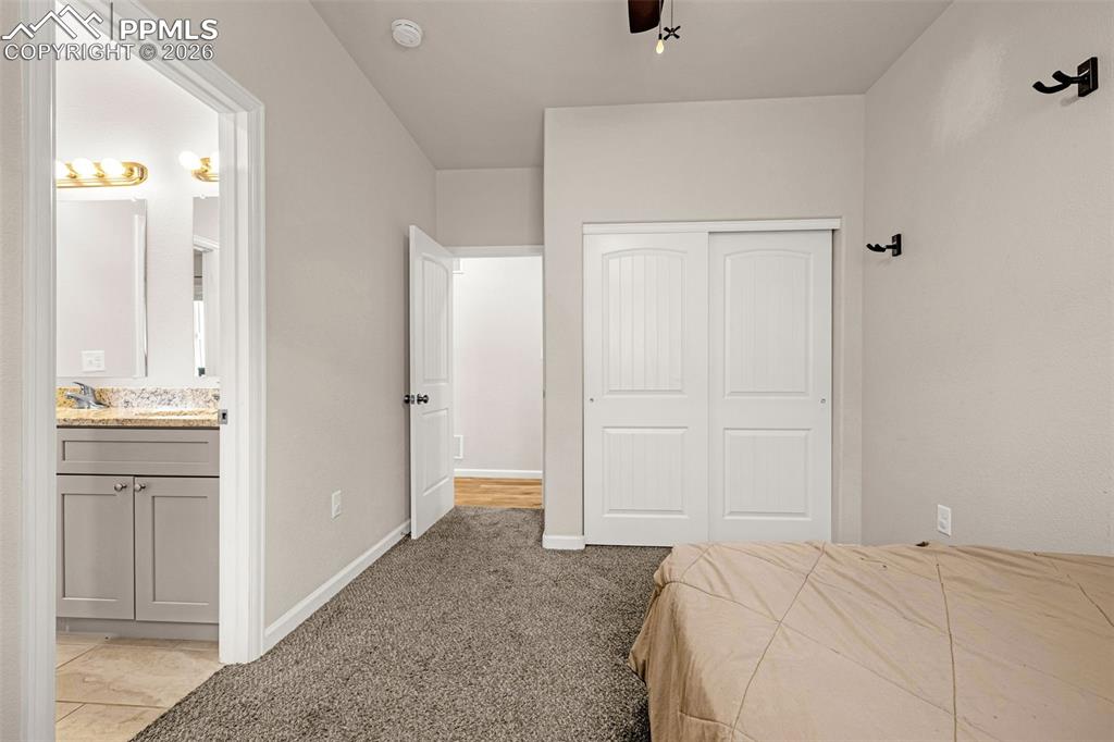 Image 16 of 28: Bedroom