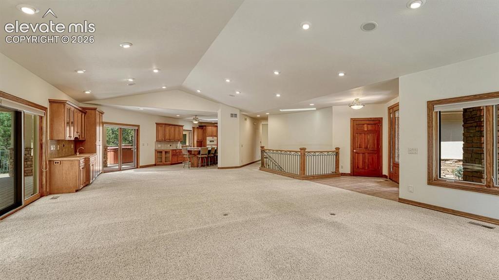 Image 6 of 50: Great Room