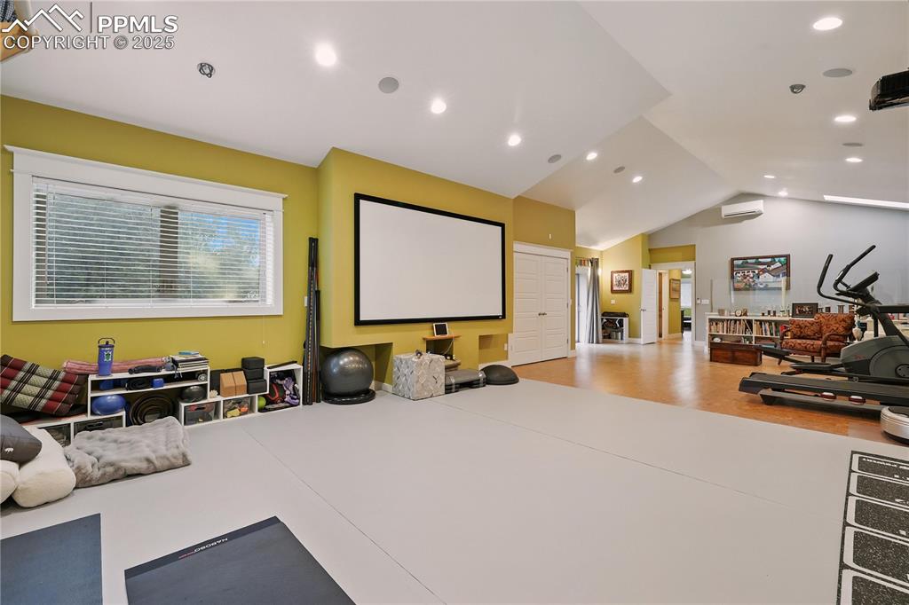 Image 36 of 50: Media Room