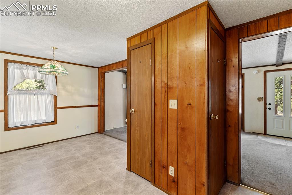 Image 14 of 49: Pantry