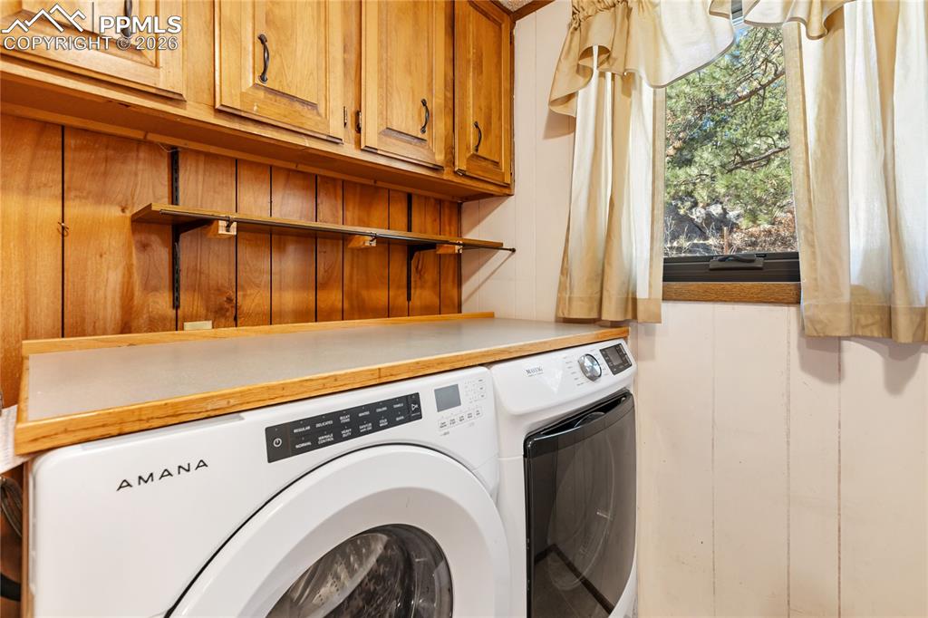 Image 17 of 49: Laundry