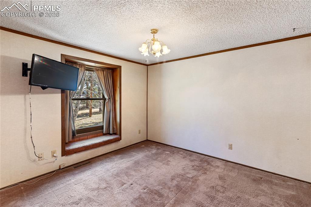 Image 20 of 49: Bedroom