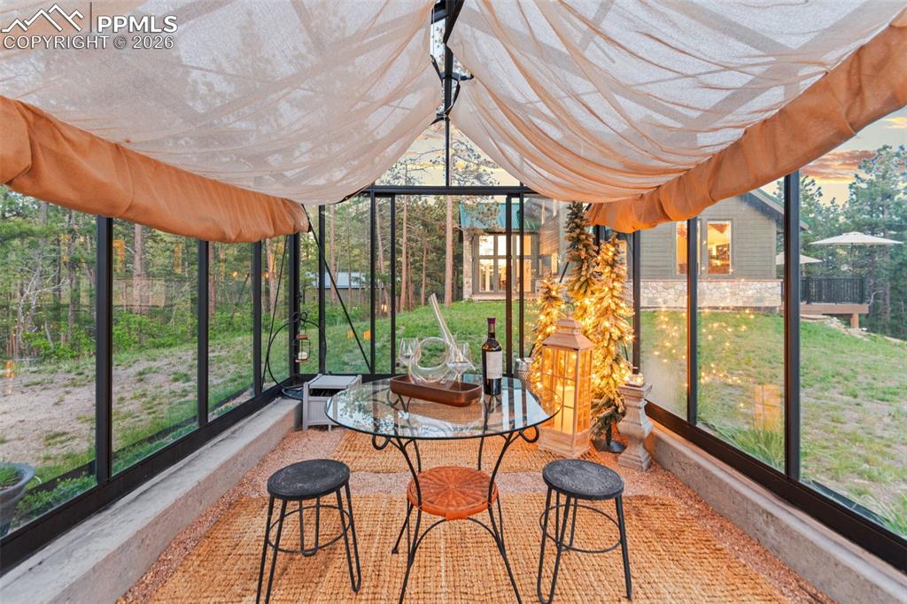 Image 35 of 50: Sun Room