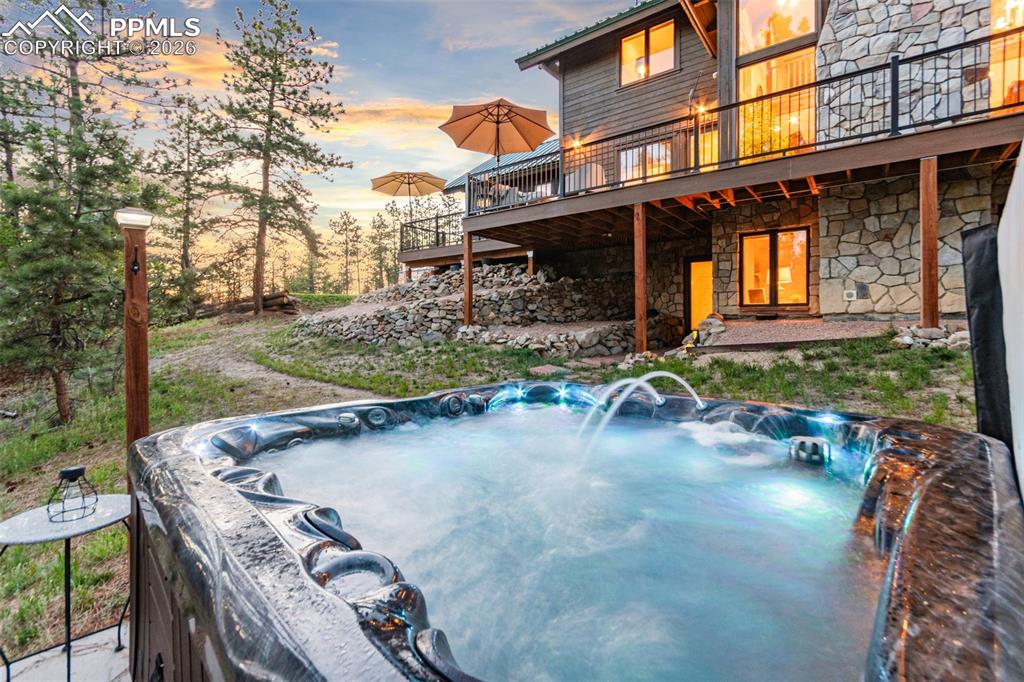 Image 36 of 50: Back of Structure