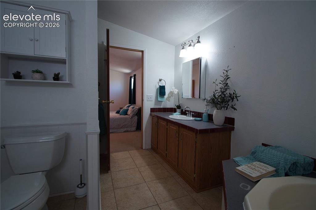 Image 12 of 49: Bathroom