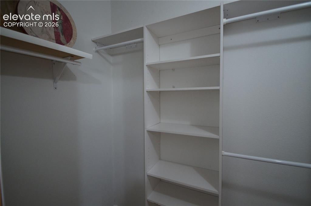 Image 40 of 49: Closet