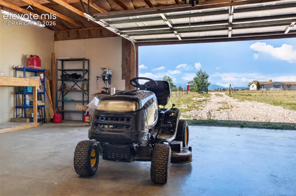 Image 40 of 48: Everything in the Garage stays!