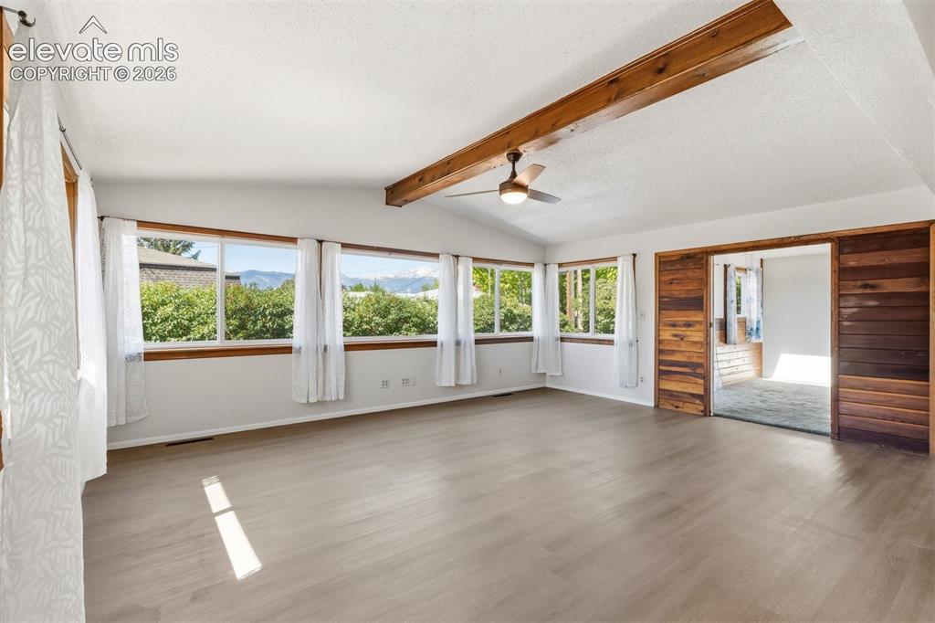 Image 9 of 38: Family Room