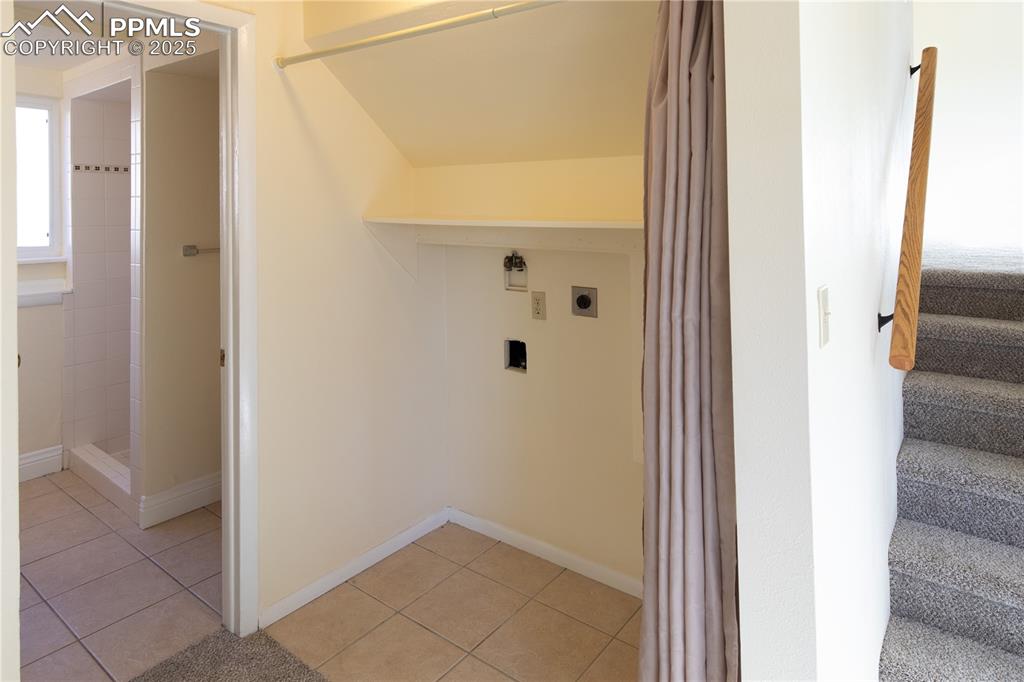 Image 20 of 26: Laundry