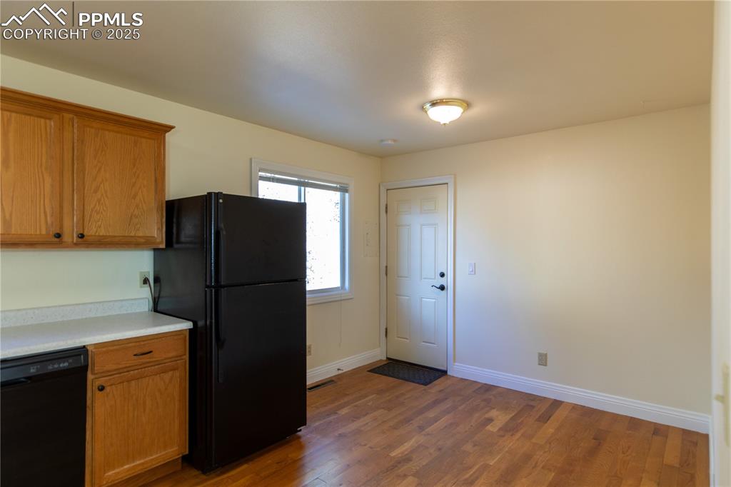 Image 7 of 26: Kitchen & Dining Area