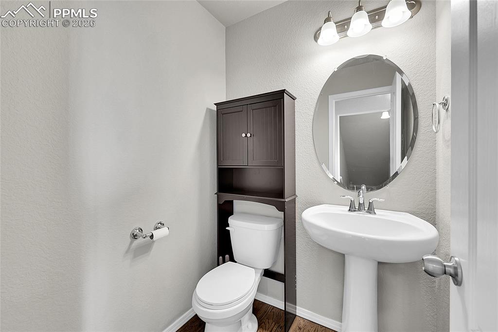 Image 13 of 42: Main floor 1/2 bathroom