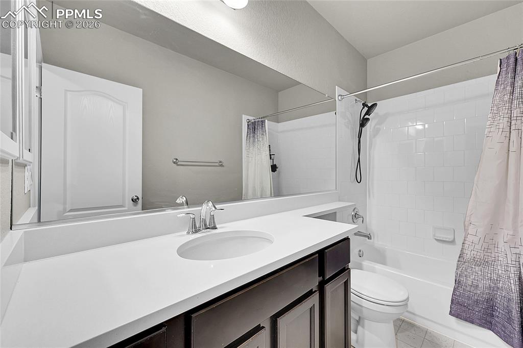 Image 31 of 42: Basement full bathroom number 4.