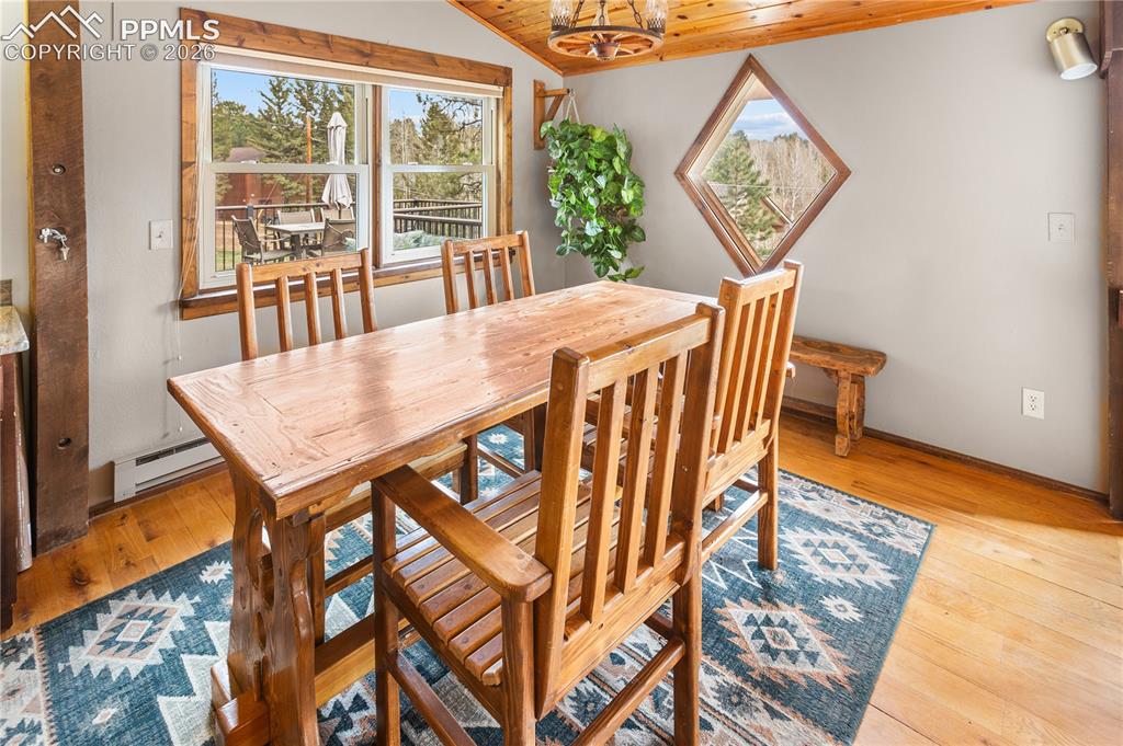 Image 8 of 38: Kitchen