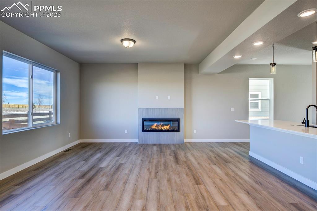 Image 14 of 48: Living Room