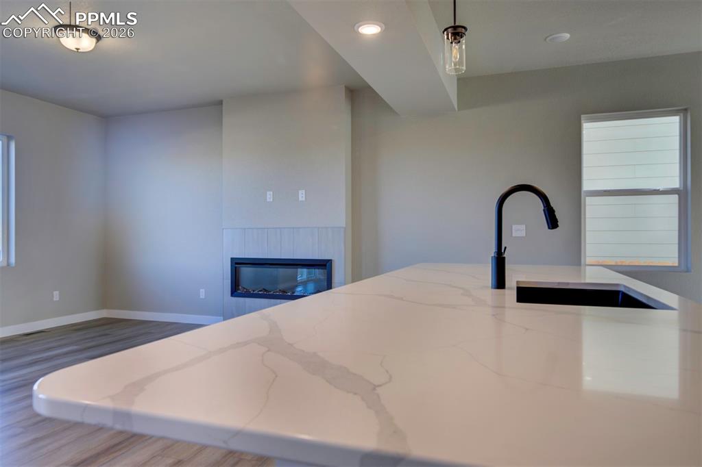 Image 17 of 48: Kitchen