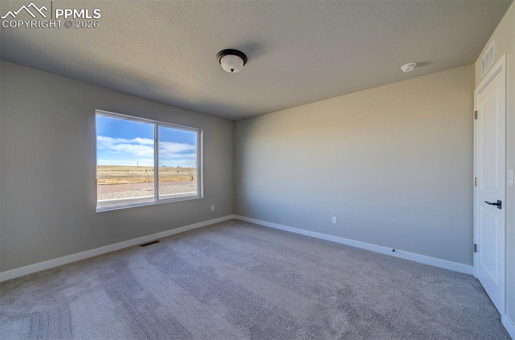 Image 43 of 48: Bedroom