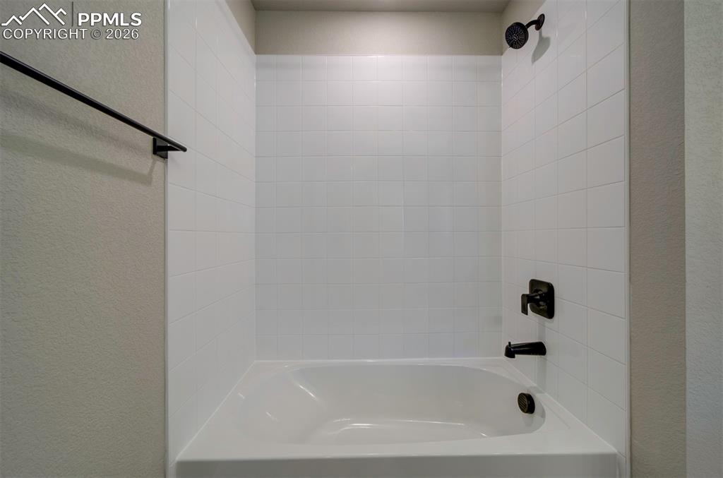 Image 47 of 48: Bathroom