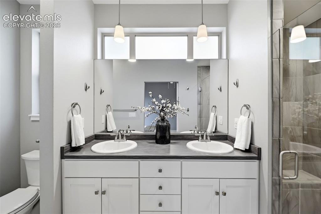 Image 28 of 42: Primary Bath with Dual Sinks