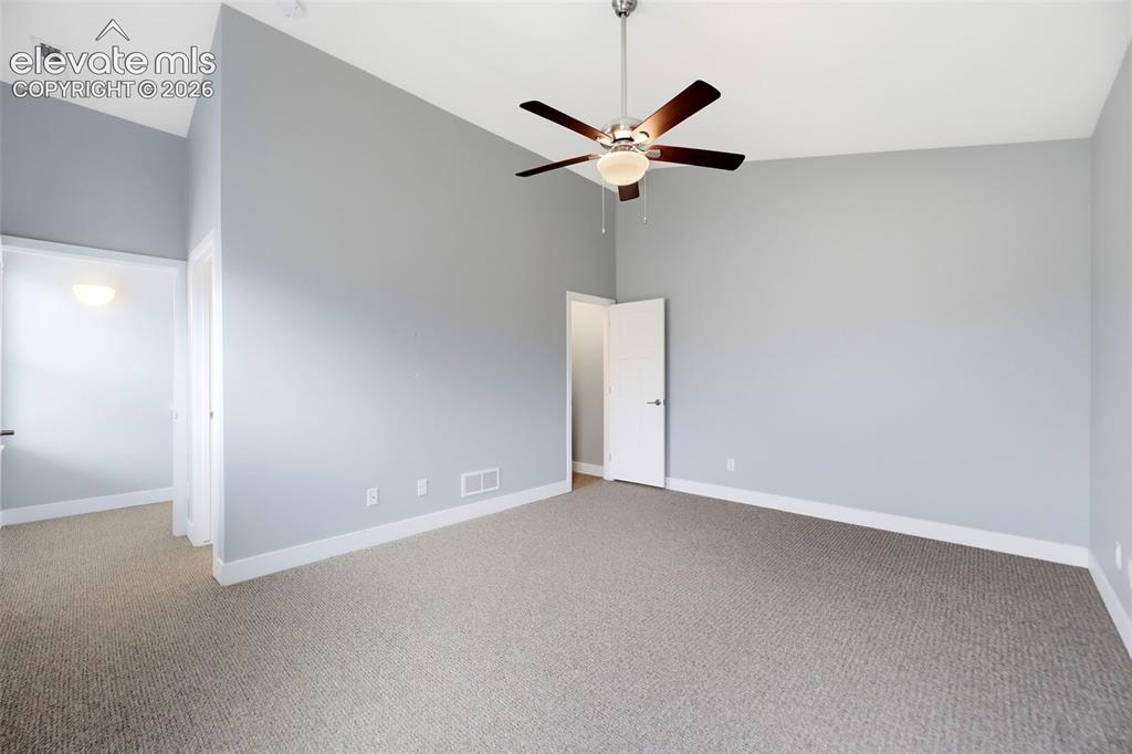 Image 34 of 42: 2nd Bedroom