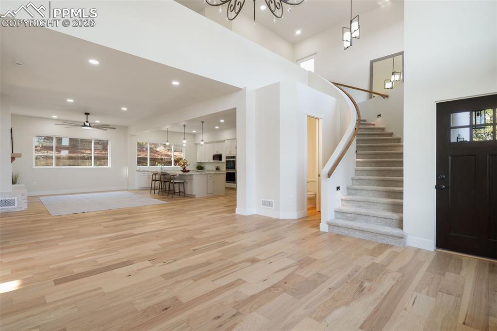 Image 20 of 47: Entry