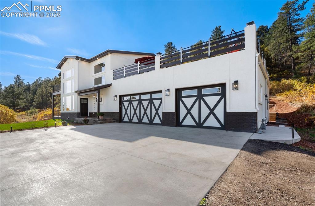 Image 45 of 47: Front of Structure