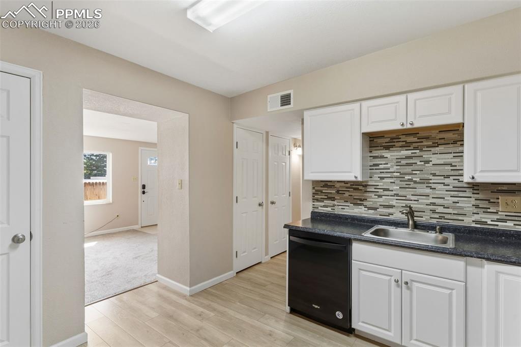 Image 3 of 15: Kitchen